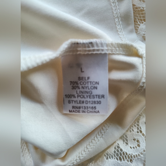 ALTAR'D STATE Ladies Smocked High Neck Lace Blouse  Long Sleeves  Size Large - Picture 3 of 6